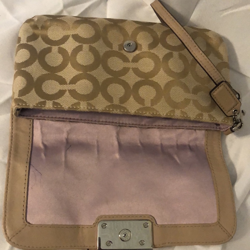 Coach Wallet - Picture 3 of 6